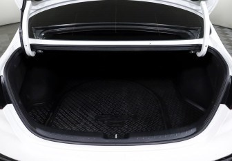 Подержанный автомобиль Kia Cerato Sedan 2019 года (19 фото)