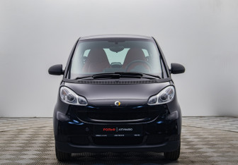 Подержанный автомобиль Smart Fortwo Hatchback 2011 года (8 фото)