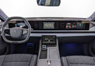 Новый Voyah Passion 2023 (6 фото)