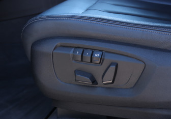 Подержанный автомобиль BMW X5 2017 года (20 фото)
