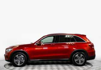 Подержанный автомобиль Mercedes-Benz GLC Coupe 2020 года (8 фото)