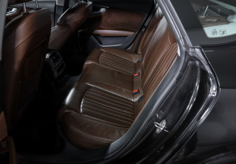 Подержанный автомобиль Audi A7 2015 года (10 фото)