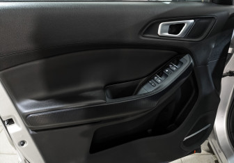 Подержанный автомобиль Chery Tiggo 4 2022 года (16 фото)