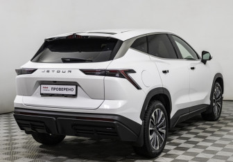 Подержанный автомобиль Jetour Dashing 2024 года (5 фото)