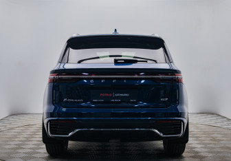 Подержанный автомобиль Geely Monjaro 2023 года (4 фото)