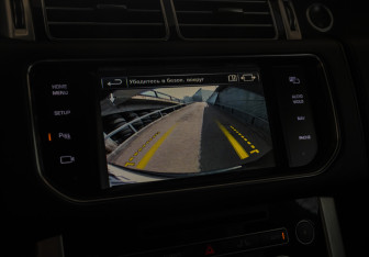 Подержанный автомобиль Land Rover Range Rover 2015 года (15 фото)