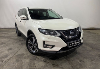 Подержанный автомобиль Nissan X-Trail 2019 года (3 фото)
