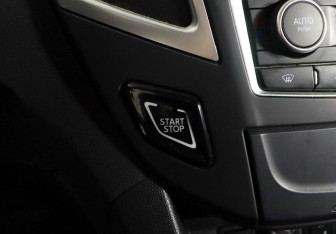 Подержанный автомобиль DongFeng AX7 2017 года (13 фото)