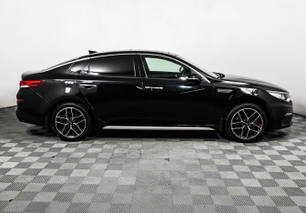Подержанный автомобиль Kia Optima Sedan 2018 года (4 фото)