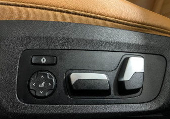 Подержанный автомобиль BMW X3 2019 года (18 фото)