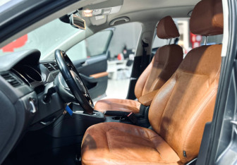 Подержанный автомобиль Volkswagen Jetta Sedan 2015 года (8 фото)