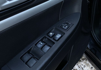 Подержанный автомобиль Mitsubishi Galant Sedan 2007 года (16 фото)