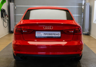 Подержанный автомобиль Audi A3 Sedan 2014 года (4 фото)