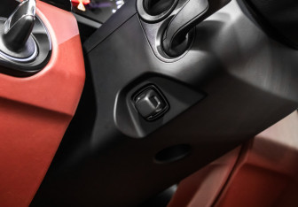 Подержанный автомобиль Porsche Cayenne 2018 года (26 фото)