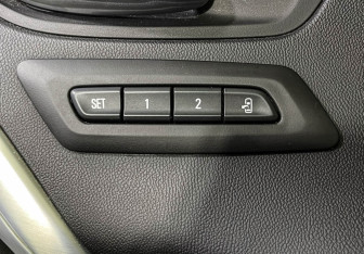 Подержанный автомобиль Chevrolet Camaro Coupe 2019 года (16 фото)