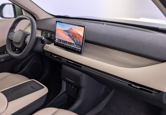 Новый Evolute i-JOY 2026 (9 фото)