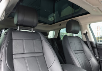 Подержанный автомобиль Land Rover Range Rover Evoque 2021 года (11 фото)