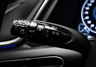 Подержанный автомобиль Hyundai Sonata 2021 года (12 фото)