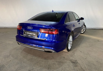 Подержанный автомобиль Audi A6 Sedan 2015 года (4 фото)