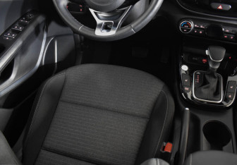 Подержанный автомобиль Kia Soul 2022 года (18 фото)