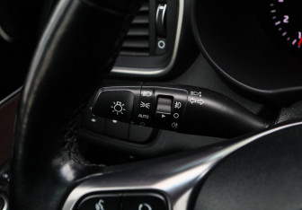 Подержанный автомобиль Kia Sorento 2019 года (36 фото)