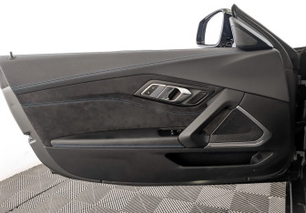 Подержанный автомобиль BMW Z4 Roadster 2020 года (18 фото)