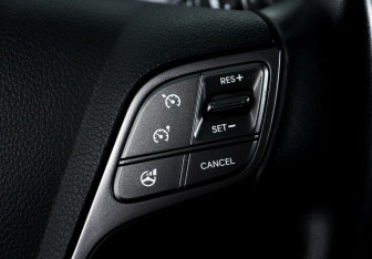 Подержанный автомобиль Hyundai Santa Fe 2013 года (10 фото)