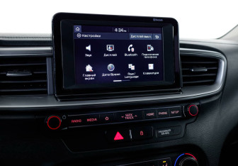 Подержанный автомобиль Kia Ceed Hatchback 2019 года (10 фото)