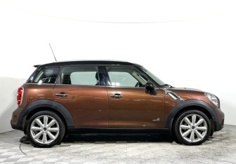 Подержанный автомобиль MINI Countryman 2013 года (4 фото)