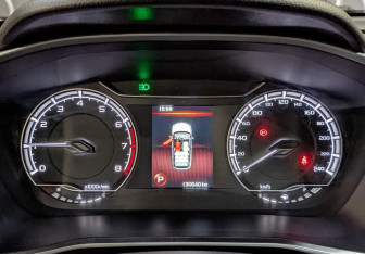 Подержанный автомобиль Geely Coolray 2022 года (16 фото)