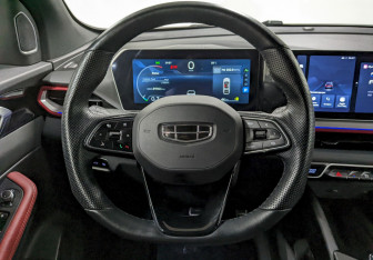 Подержанный автомобиль Geely Coolray 2024 года (27 фото)