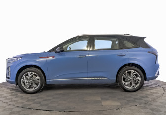 Новый Hongqi HS3 2025 (3 фото)