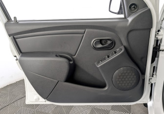 Подержанный автомобиль LADA (ВАЗ) Largus Wagon 2025 года (19 фото)