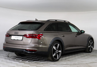 Подержанный автомобиль Audi A6 allroad 2019 года (5 фото)