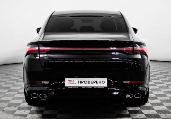 Подержанный автомобиль Geely Preface 2024 года (6 фото)