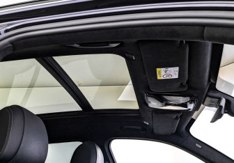 Подержанный автомобиль BMW X7 2020 года (23 фото)