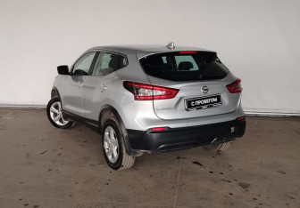 Подержанный автомобиль Nissan Qashqai 2019 года (6 фото)