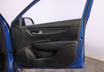 Подержанный автомобиль Kia Rio Hatchback 2019 года (24 фото)