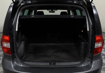 Подержанный автомобиль Skoda Yeti 2016 года (16 фото)