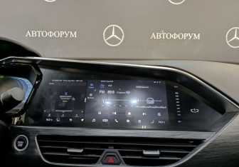 Подержанный автомобиль Geely Tugella 2022 года (17 фото)