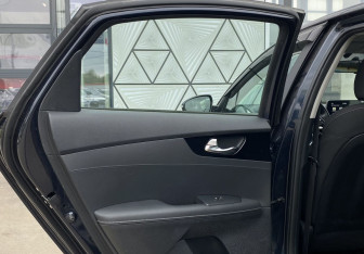 Подержанный автомобиль Kia Cerato Sedan 2021 года (24 фото)
