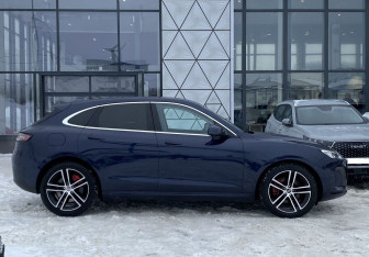 Подержанный автомобиль AITO M5 2023 года (4 фото)