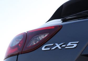 Подержанный автомобиль Mazda CX-5 2016 года (20 фото)