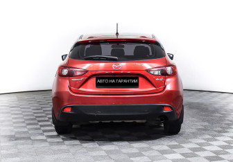 Подержанный автомобиль Mazda 3 Hatchback 2013 года (6 фото)