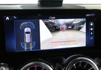 Подержанный автомобиль Mercedes-Benz GLB 2024 года (19 фото)