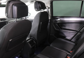 Подержанный автомобиль Volkswagen Tiguan 2018 года (12 фото)