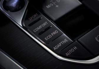 Подержанный автомобиль BMW X7 2019 года (21 фото)