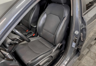 Подержанный автомобиль Kia Ceed Hatchback 2019 года (19 фото)