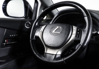 Подержанный автомобиль Lexus RX 2014 года (13 фото)