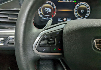 Подержанный автомобиль Geely Tugella 2023 года (26 фото)